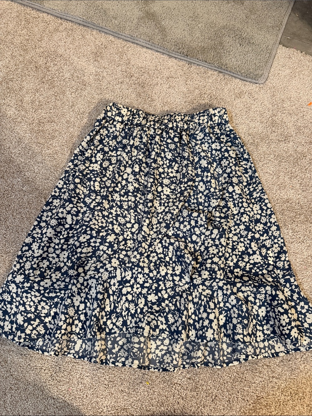 Women's Navy Floral A-Line Skirt - Cream Daisy Print